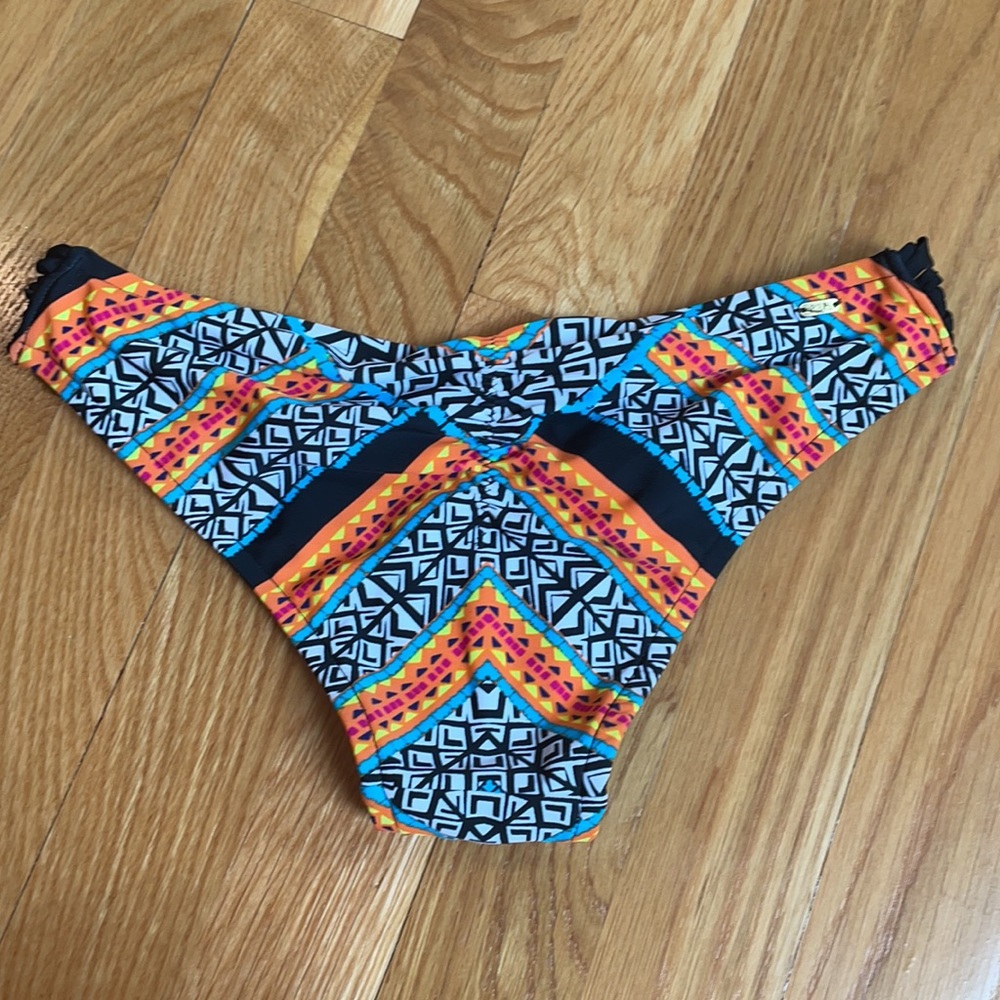 Nwot Rip Curl Multi-Color Rouged Bikini Bottom - image 3